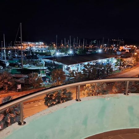 Glossy Marina Homestays Lumut Extérieur photo