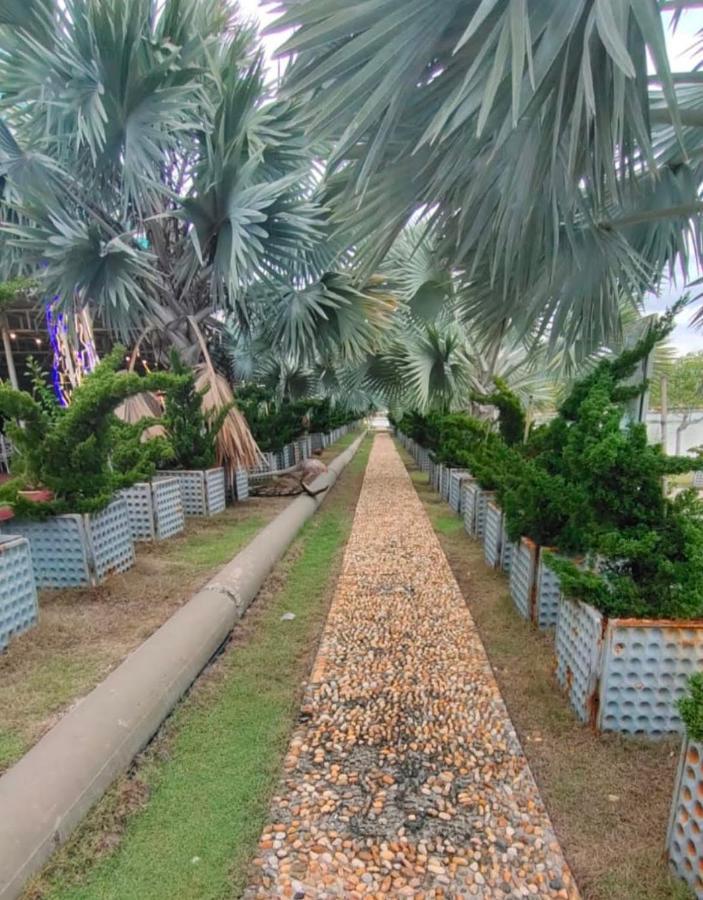 Glossy Marina Homestays Lumut Extérieur photo